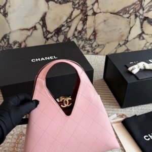 Chanel Coco Handle بنبي